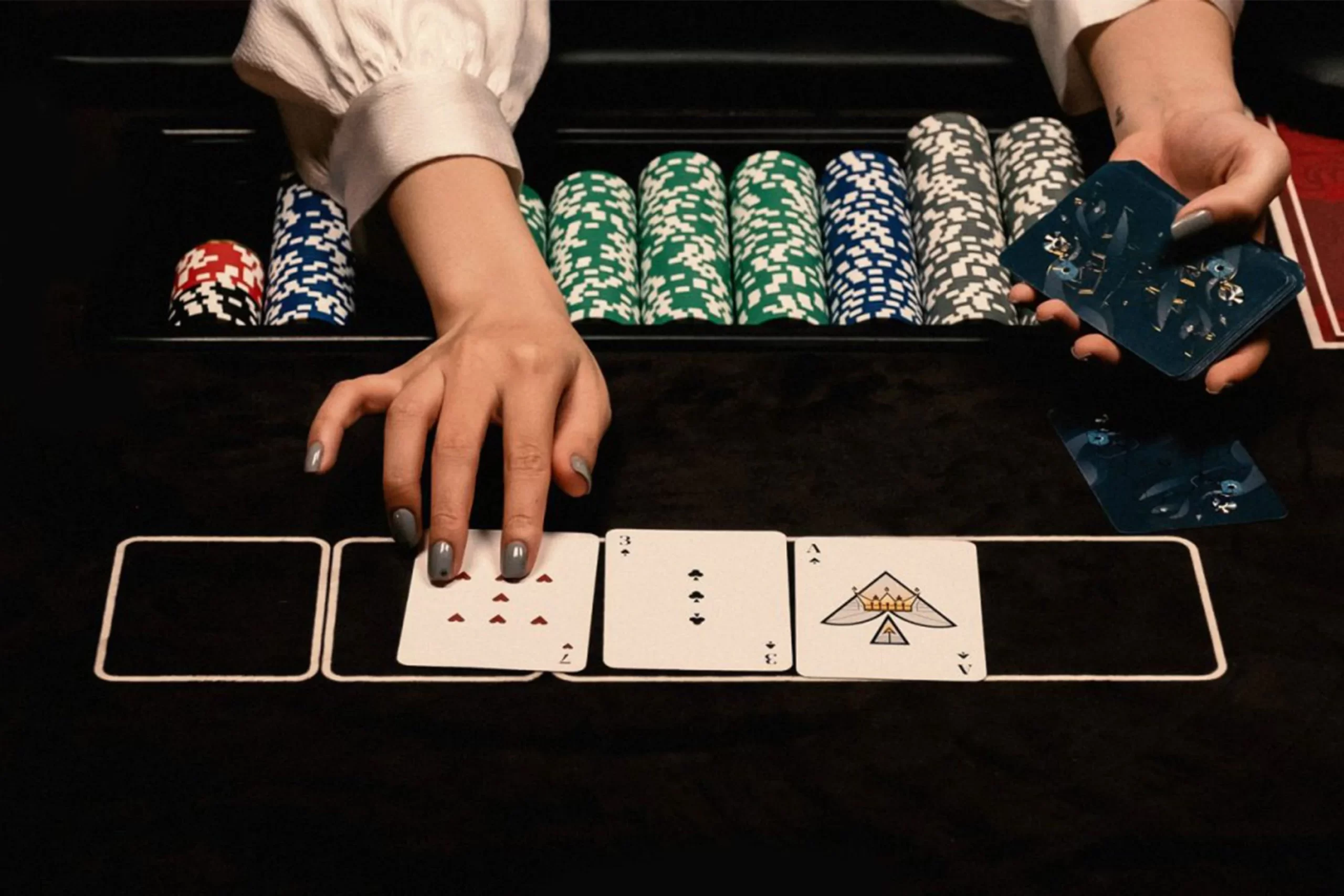 Cách chơi poker Vx88 chi tiết